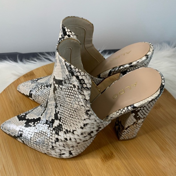 ALDO Black and Cream Snakeskin Mules - Picture 1 of 12